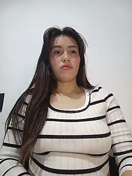 eriika deep  online show from July 4, 2026, 4:52 am