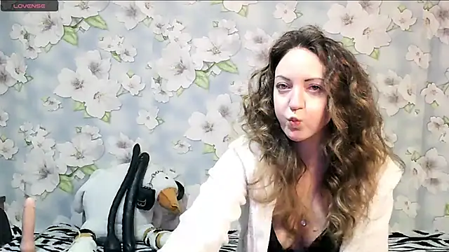 Snapshot of KattyLuuu chatting on March 2, 2025, 11:39 pm KattyLuuu online show from March 2, 2025, 11:39 pm