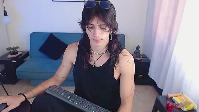 Snapshot of andreey50 chatting on March 19, 2025, 8:11 pm andreey50 online show from March 19, 2025, 8:11 pm