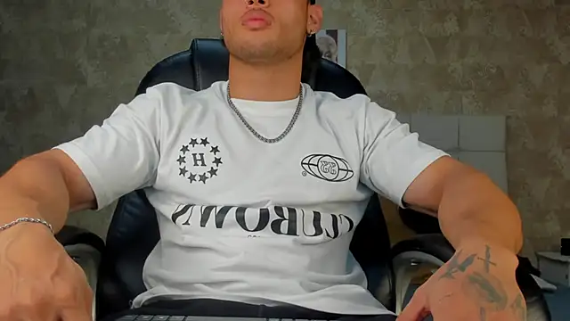 Snapshot of jeicob_gagnon chatting on September 14, 2025, 12:22 am jeicob gagnon online show from September 14, 2025, 12:22 am