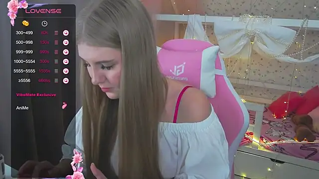 Miss Esmiie online show from December 28, 2024, 7:11 am