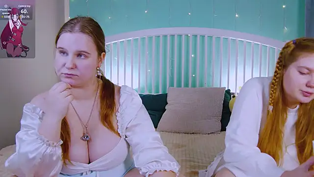 Snapshot of Ellie_Wellie chatting on February 22, 2025, 2:19 pm Ellie Wellie online show from February 22, 2025, 2:19 pm