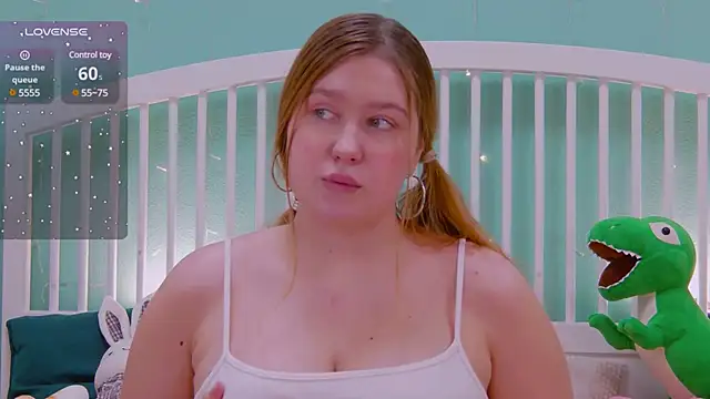 Snapshot of Ellie_Wellie chatting on February 26, 2025, 5:31 pm Ellie Wellie online show from February 26, 2025, 5:31 pm