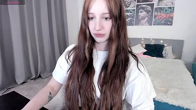 Lissa Meow  online show from June 5, 2026, 6:52 am