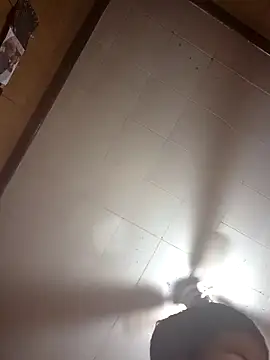 carmelbbyx22 online show from April 18, 2026, 1:52 am