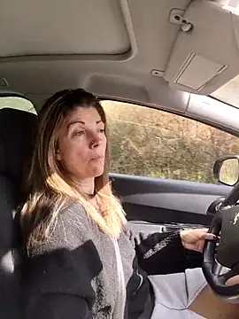 sansan2411 online show from March 12, 2026, 12:31 pm