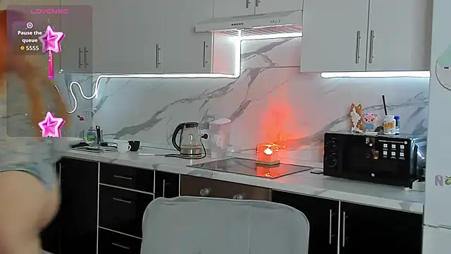 Sweet white chocolate online show from November 21, 2025, 8:46 am