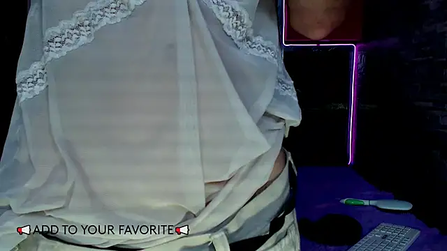 perfectlump online show from March 17, 2025, 11:35 pm