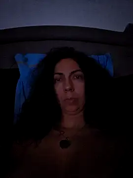 Snapshot of naughty69curls chatting on November 6, 2025, 11:09 pm naughty69curls online show from November 6, 2025, 11:09 pm