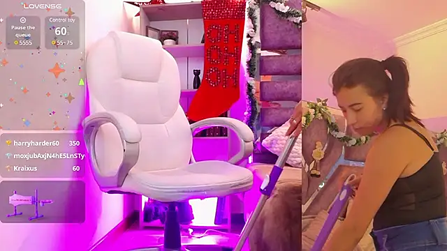 Camilaa1   online show from December 20, 2024, 11:54 am