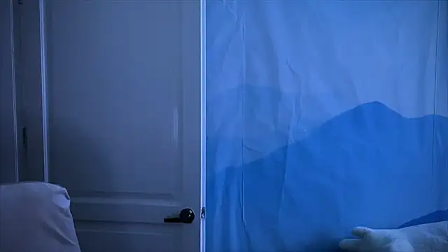 Snapshot of IlonaMurf chatting on September 19, 2025, 6:06 am IlonaMurf online show from September 19, 2025, 6:06 am