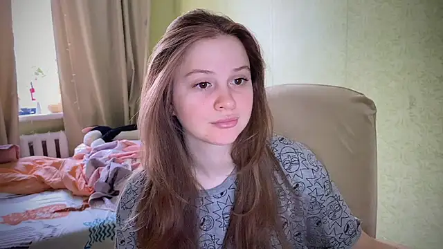 Snapshot of IlonaMurf chatting on February 7, 2025, 6:56 am IlonaMurf online show from February 7, 2025, 6:56 am