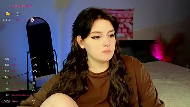 Snapshot of YumiYammy chatting on February 17, 2025, 1:36 am YumiYammy online show from February 17, 2025, 1:36 am