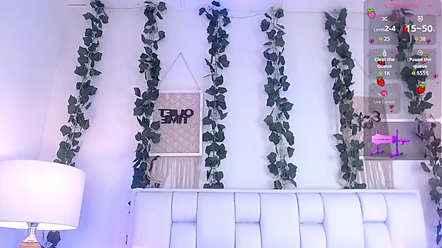 Snapshot of Miaa_gh1 chatting on September 11, 2025, 12:05 pm Miaa gh1 online show from September 11, 2025, 12:05 pm