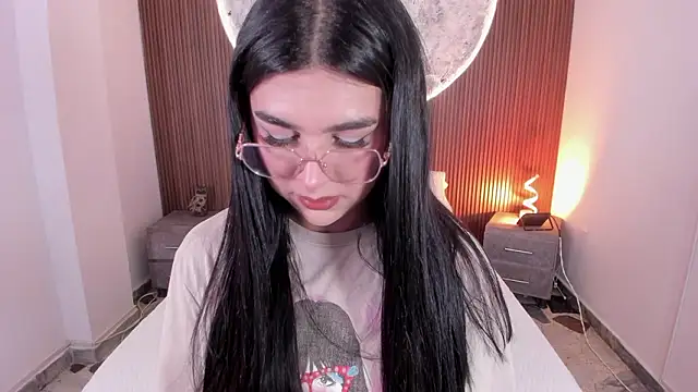 Snapshot of RoseCassie chatting on February 3, 2026, 2:00 pm RoseCassie online show from February 3, 2026, 2:00 pm