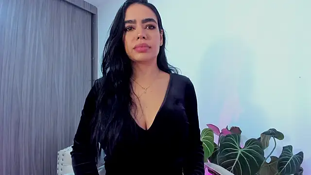 Sara Leblanc online show from October 16, 2025, 5:43 pm