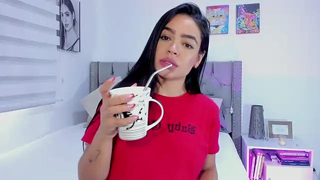 Sara Leblanc online show from February 11, 2025, 3:29 pm