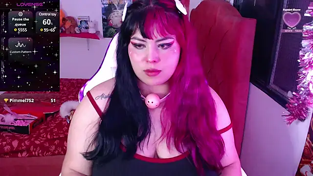 Snapshot of Pinky-Flower chatting on January 19, 2025, 5:26 am Pinky-Flower online show from January 19, 2025, 5:26 am