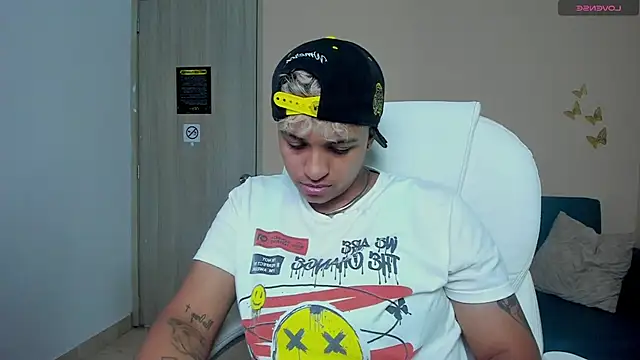 Dominick jones online show from September 22, 2025, 10:27 pm