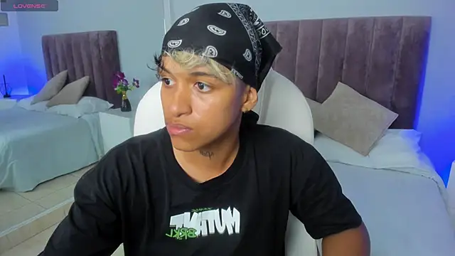 Dominick jones online show from February 11, 2025, 12:49 am