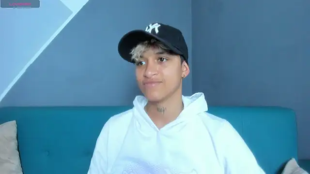 Dominick jones online show from March 6, 2025, 8:37 pm