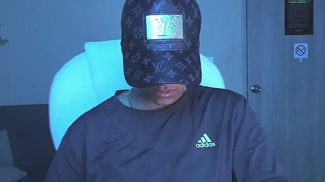 Dominick jones online show from October 6, 2025, 4:13 am