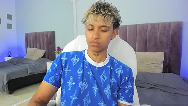 Dominick jones online show from February 13, 2025, 11:58 pm