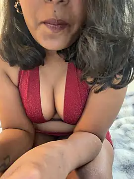 priyadevi17 online show from January 31, 2026, 8:29 pm