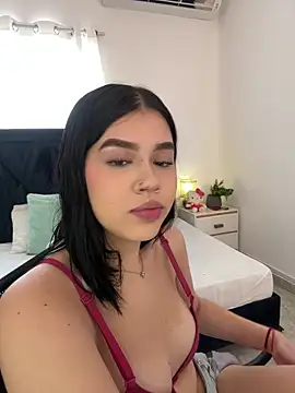 Snapshot of Lily_Woodz chatting on May 3, 2026, 2:42 pm Lily Woodz online show from May 3, 2026, 2:42 pm