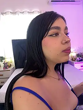 Snapshot of Lily_Woodz chatting on June 4, 2026, 7:07 pm Lily Woodz online show from June 4, 2026, 7:07 pm