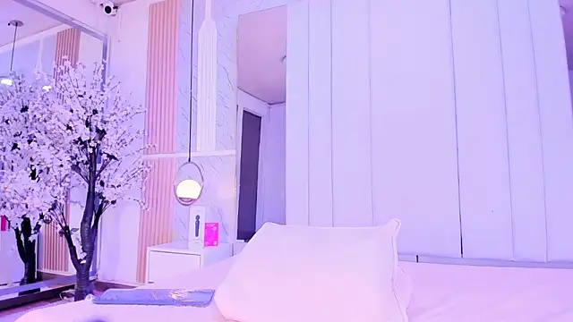 salomebenz online show from February 19, 2026, 9:34 pm