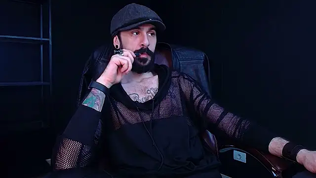 AxelColton online show from December 4, 2025, 6:23 am