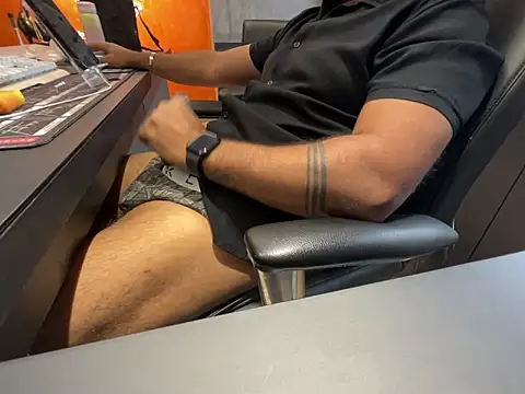 Nil Talreja online show from November 12, 2025, 9:13 am