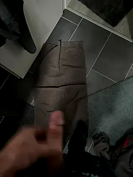 BobMeinster online show from November 7, 2025, 10:42 am