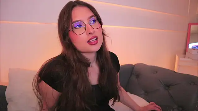 Daisha Riley online show from February 6, 2026, 3:46 am