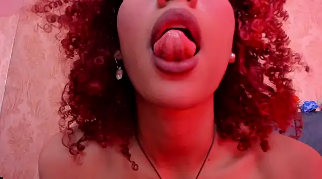 Snapshot of CintiaWalker chatting on March 15, 2025, 3:27 pm CintiaWalker online show from March 15, 2025, 3:27 pm