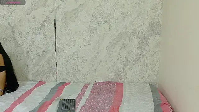 dani-lue online show from May 23, 2026, 1:54 pm