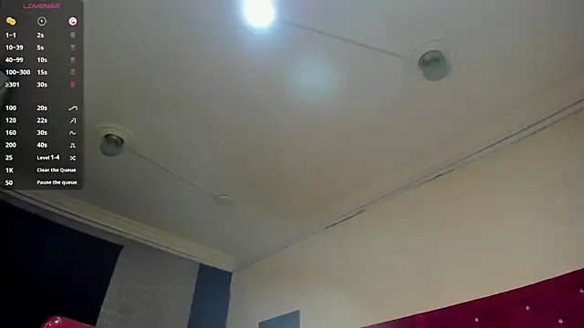 JhonyMiller  online show from April 10, 2026, 8:05 pm