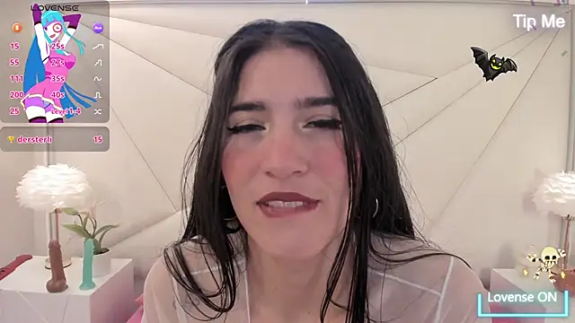 Snapshot of Chlooe_Zoe chatting on November 23, 2025, 11:53 am Chlooe Zoe online show from November 23, 2025, 11:53 am