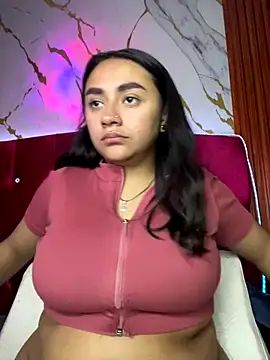 Snapshot of michell_boobs_ chatting on October 8, 2025, 4:19 pm michell boobs online show from October 8, 2025, 4:19 pm