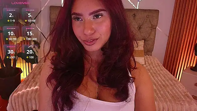 charlottee white online show from March 27, 2026, 7:37 pm