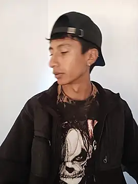 Snapshot of codysmith chatting on October 21, 2025, 1:10 pm codysmith online show from October 21, 2025, 1:10 pm