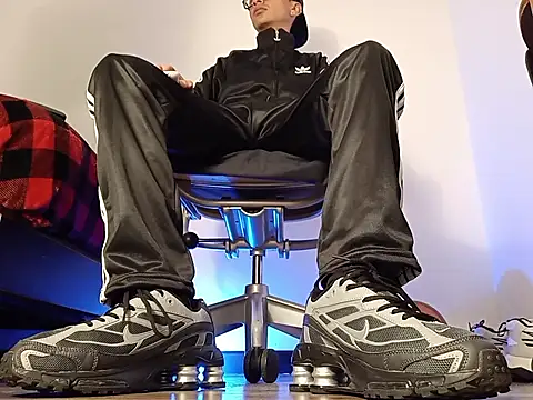 Snapshot of codysmith chatting on January 14, 2026, 9:35 am codysmith online show from January 14, 2026, 9:35 am