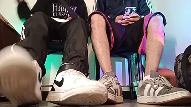 codysmith online show from April 18, 2026, 3:42 am