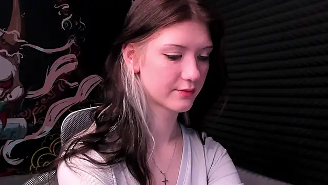 Lina Vi online show from February 6, 2025, 9:28 pm