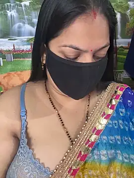 FlatVincy4 online show from November 1, 2025, 4:19 am