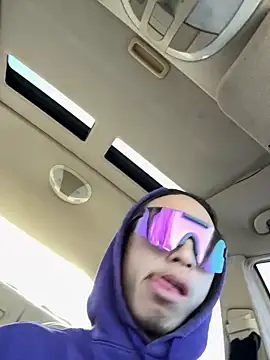 Snapshot of qbaby96 chatting on March 13, 2025, 2:33 pm qbaby96 online show from March 13, 2025, 2:33 pm