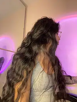 Rosita forever  online show from April 9, 2026, 5:41 pm