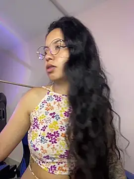 Snapshot of Rosita_forever_ chatting on December 3, 2025, 2:27 pm Rosita forever online show from December 3, 2025, 2:27 pm