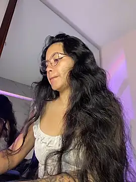 Rosita forever  online show from April 20, 2026, 2:07 pm